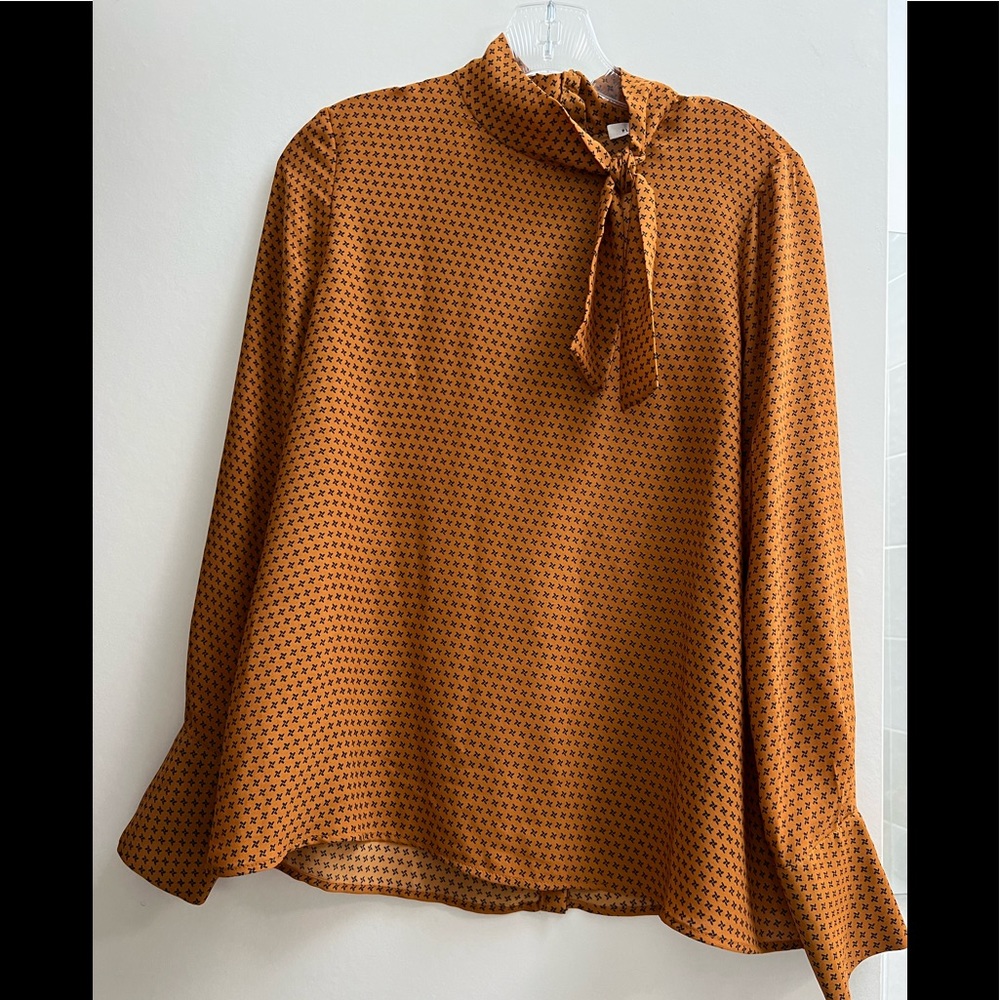 NWT Pleione yellow long sleeve top with neck tie